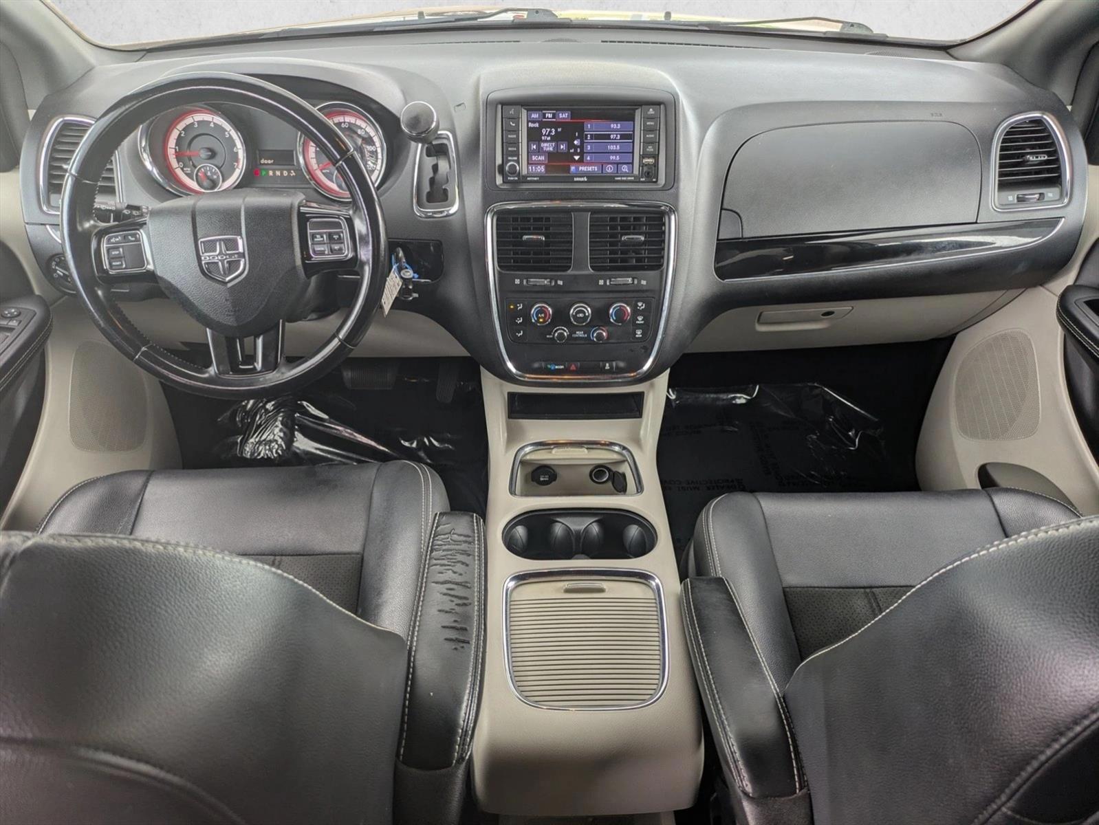 Thumbnail: 2019 Dodge Grand Caravan - 4