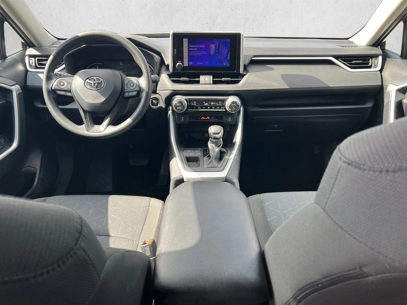 Thumbnail: 2025 Toyota RAV4 - 3