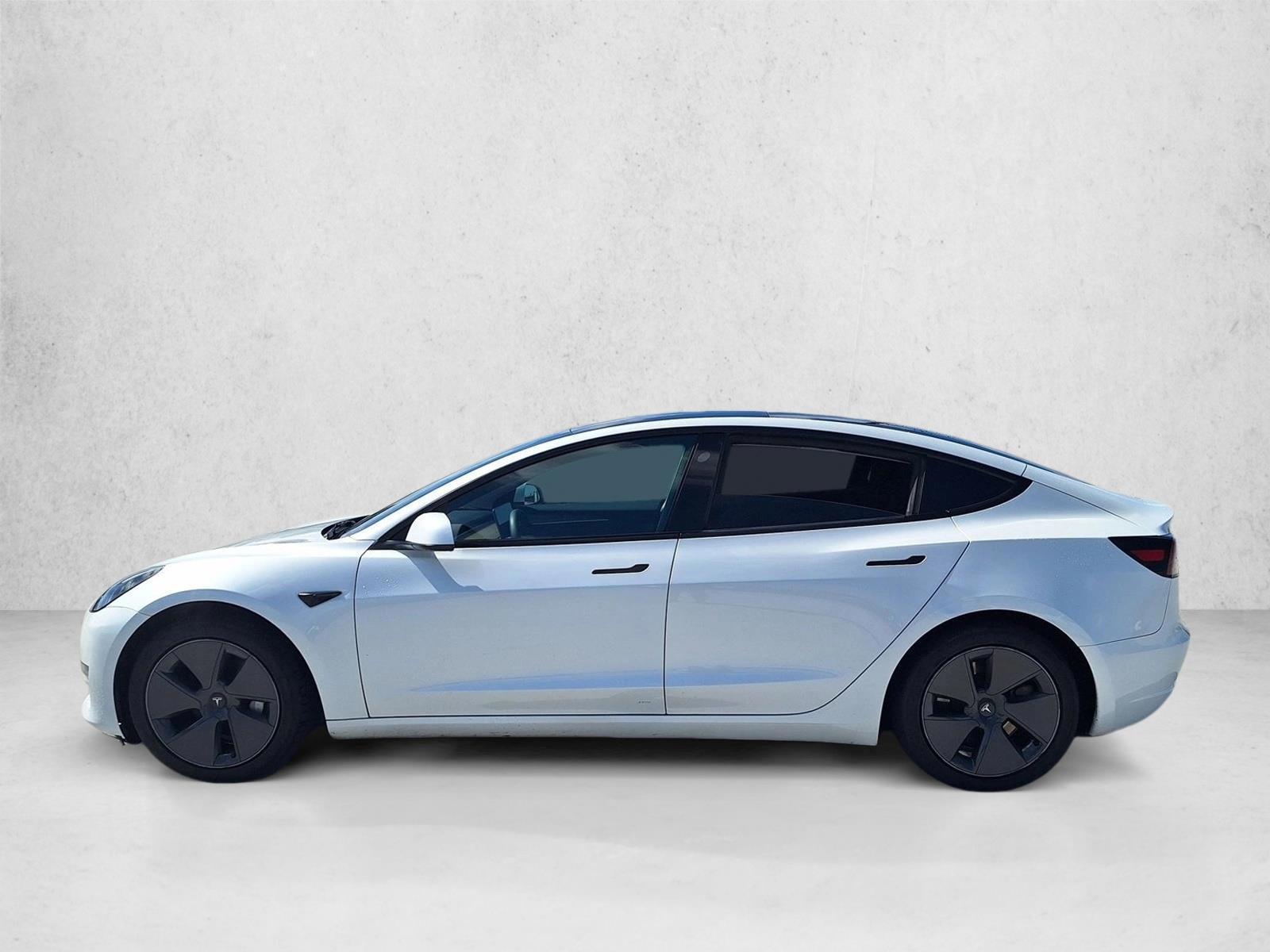 Thumbnail: 2023 Tesla Model 3 - 2