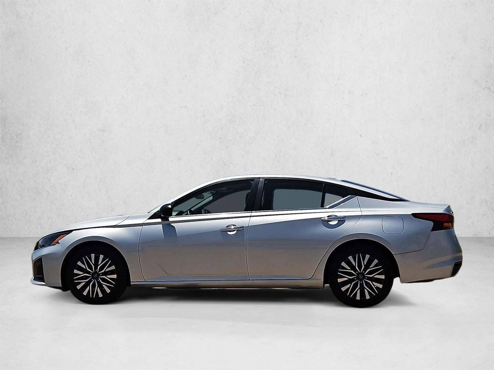 Thumbnail: 2024 Nissan Altima - 2