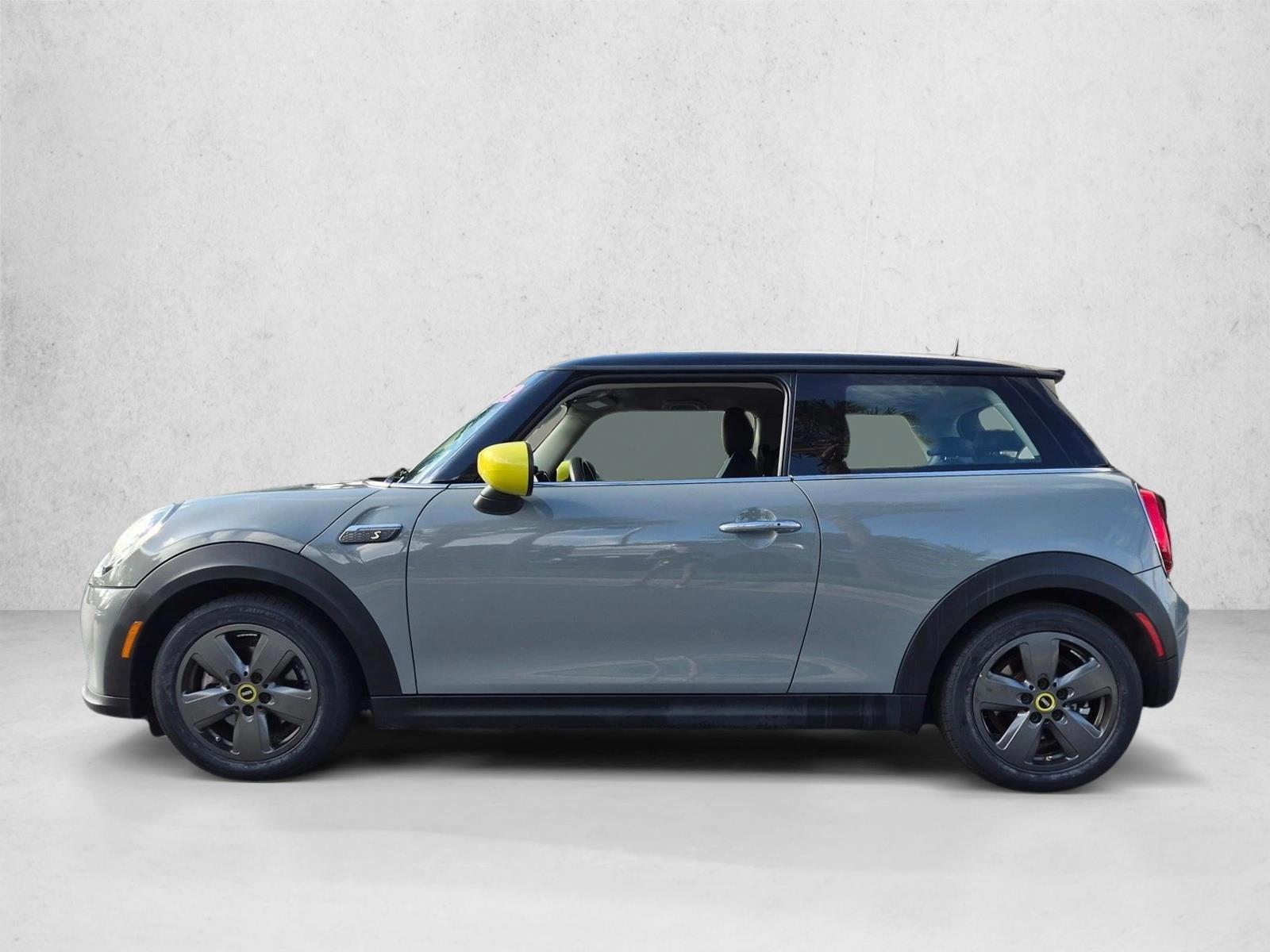 Thumbnail: 2022 MINI Cooper Hardtop - 2