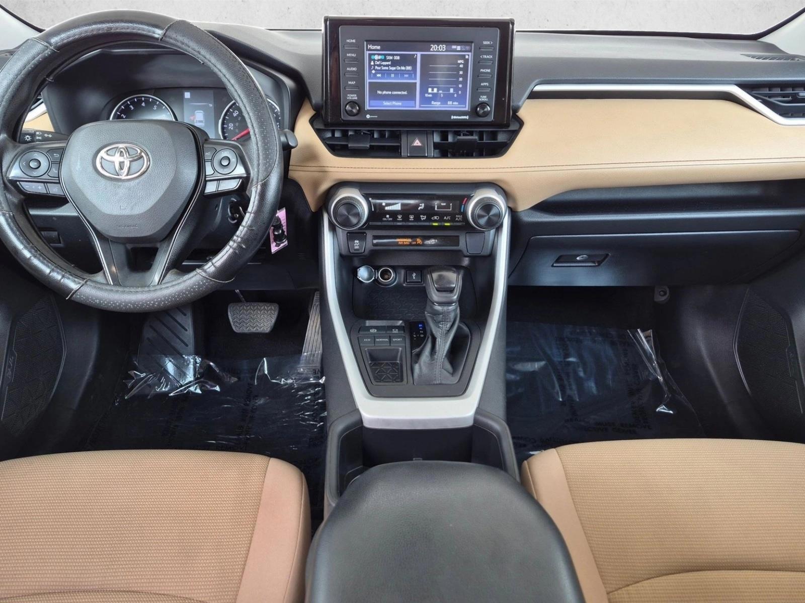 Thumbnail: 2022 Toyota RAV4 - 4
