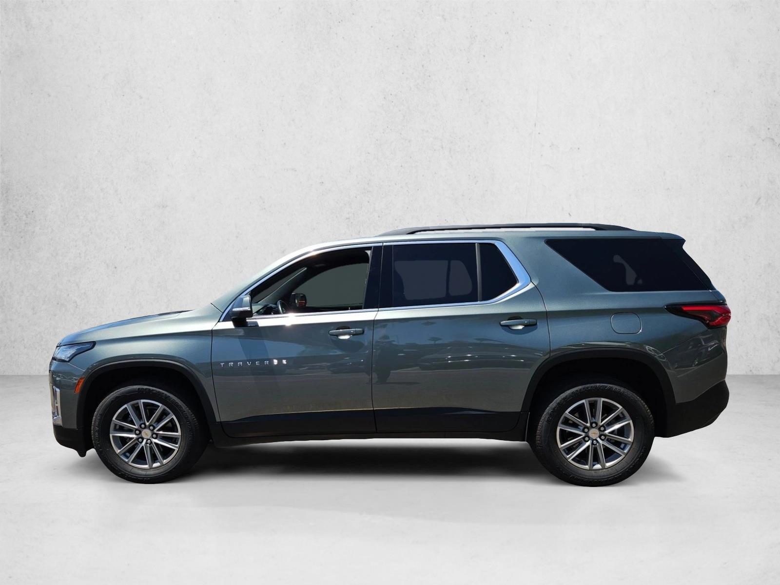 Thumbnail: 2023 Chevrolet Traverse - 2