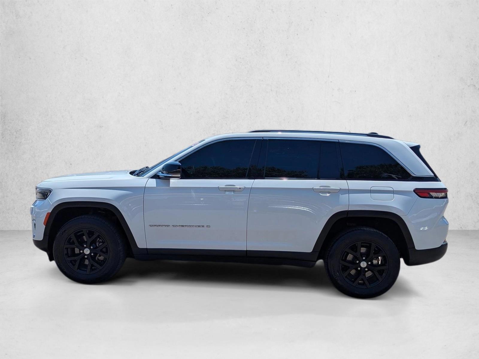Thumbnail: 2023 Jeep Grand Cherokee - 2