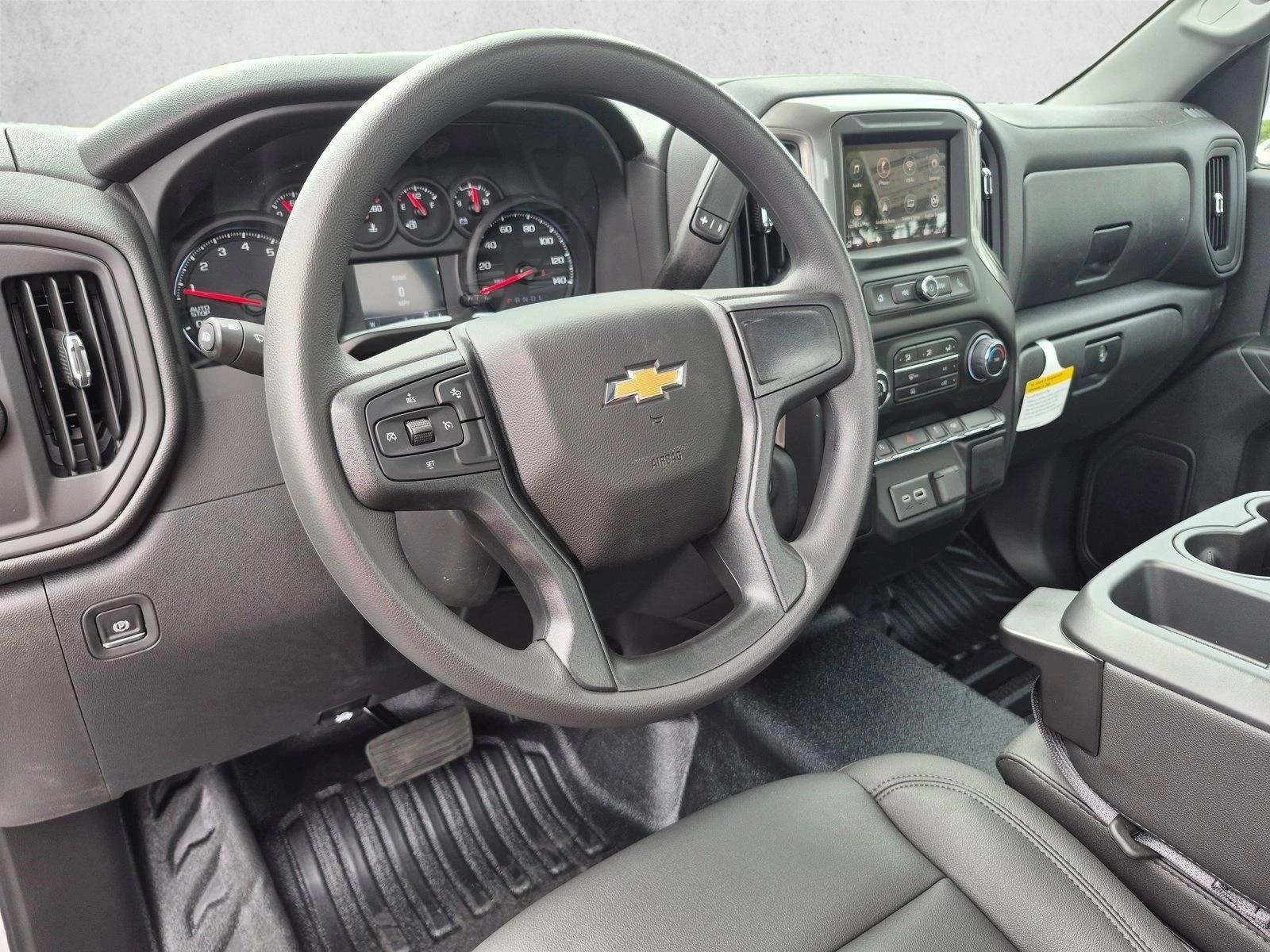 Thumbnail: 2026 Chevrolet Silverado 1500 - 3