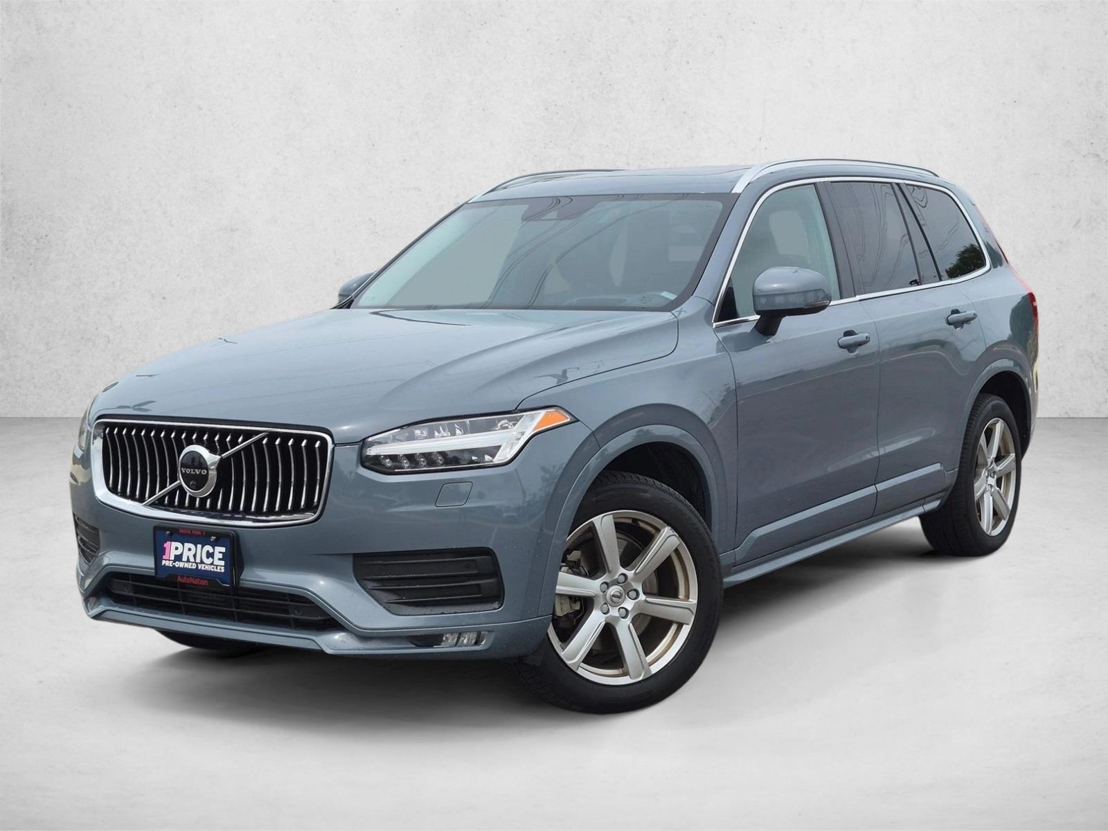 2020 Volvo XC90 T6 Momentum AWD's photo