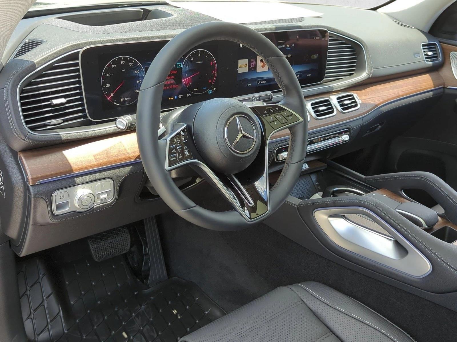 Thumbnail: 2026 Mercedes-Benz GLE - 3
