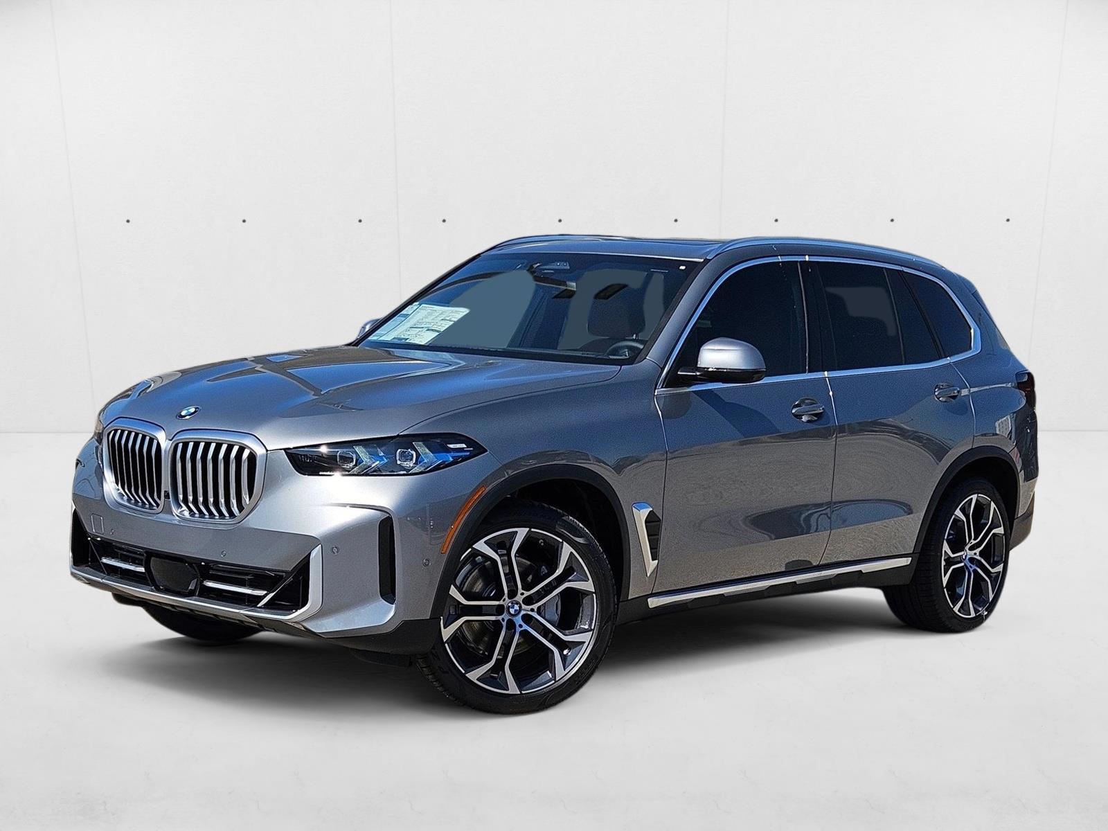 Thumbnail: 2026 BMW X5 - 1