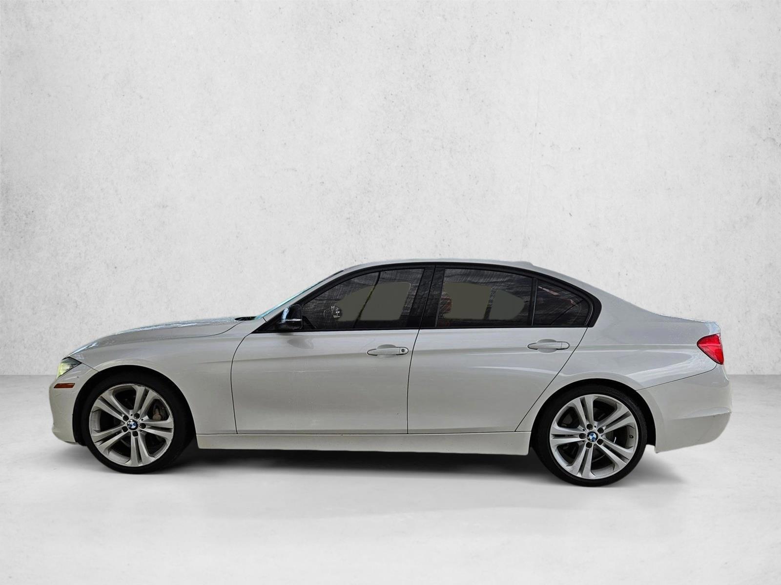 Thumbnail: 2014 BMW 3 Series - 2