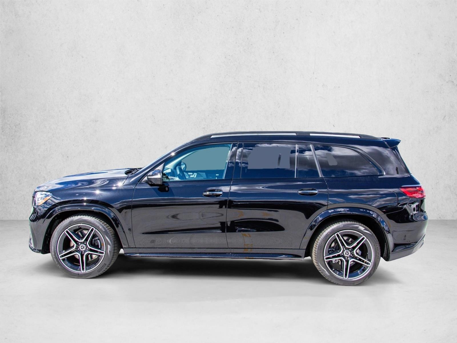 Thumbnail: 2026 Mercedes-Benz GLS - 2