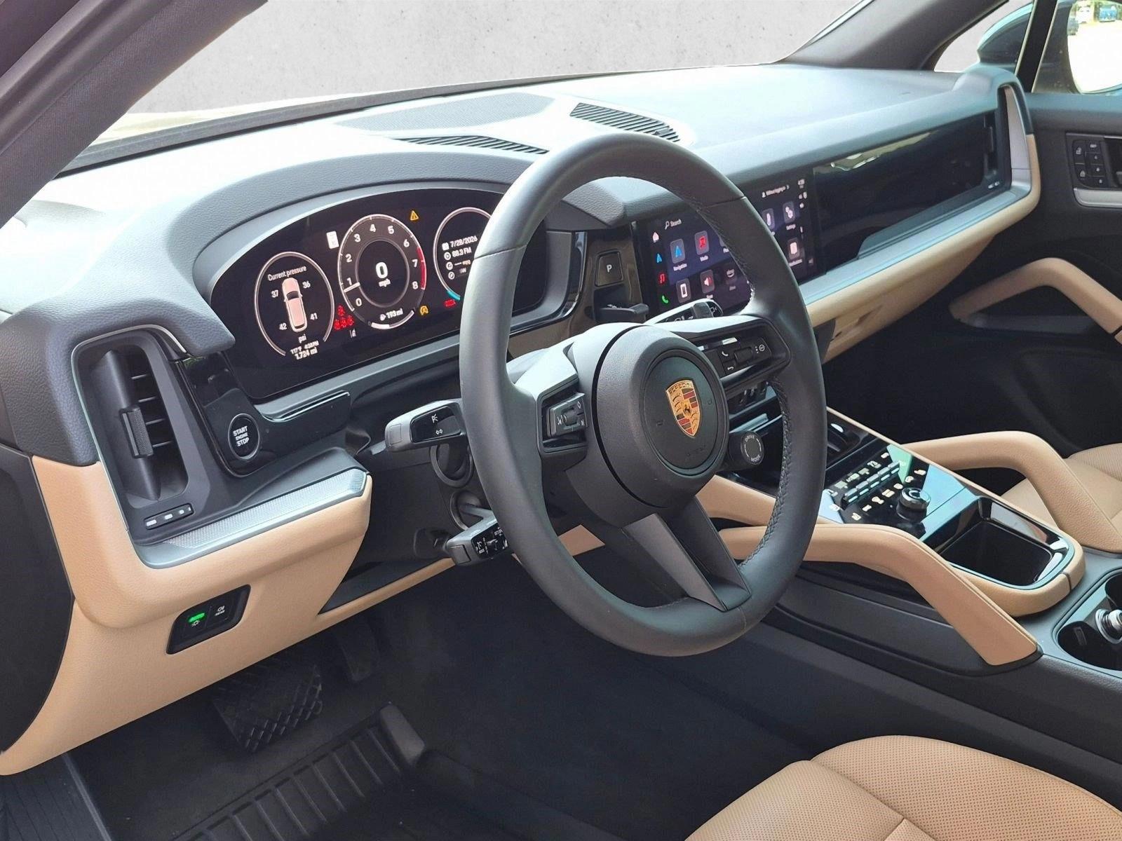 Thumbnail: 2026 Porsche Cayenne - 3