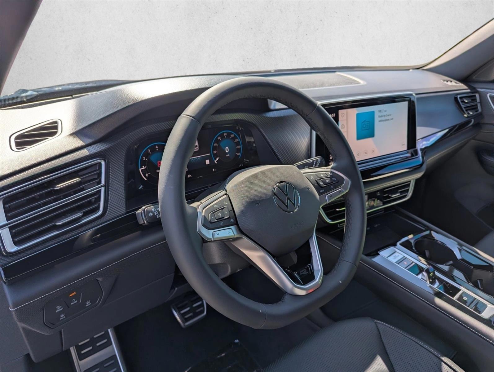 Thumbnail: 2026 Volkswagen Atlas - 3