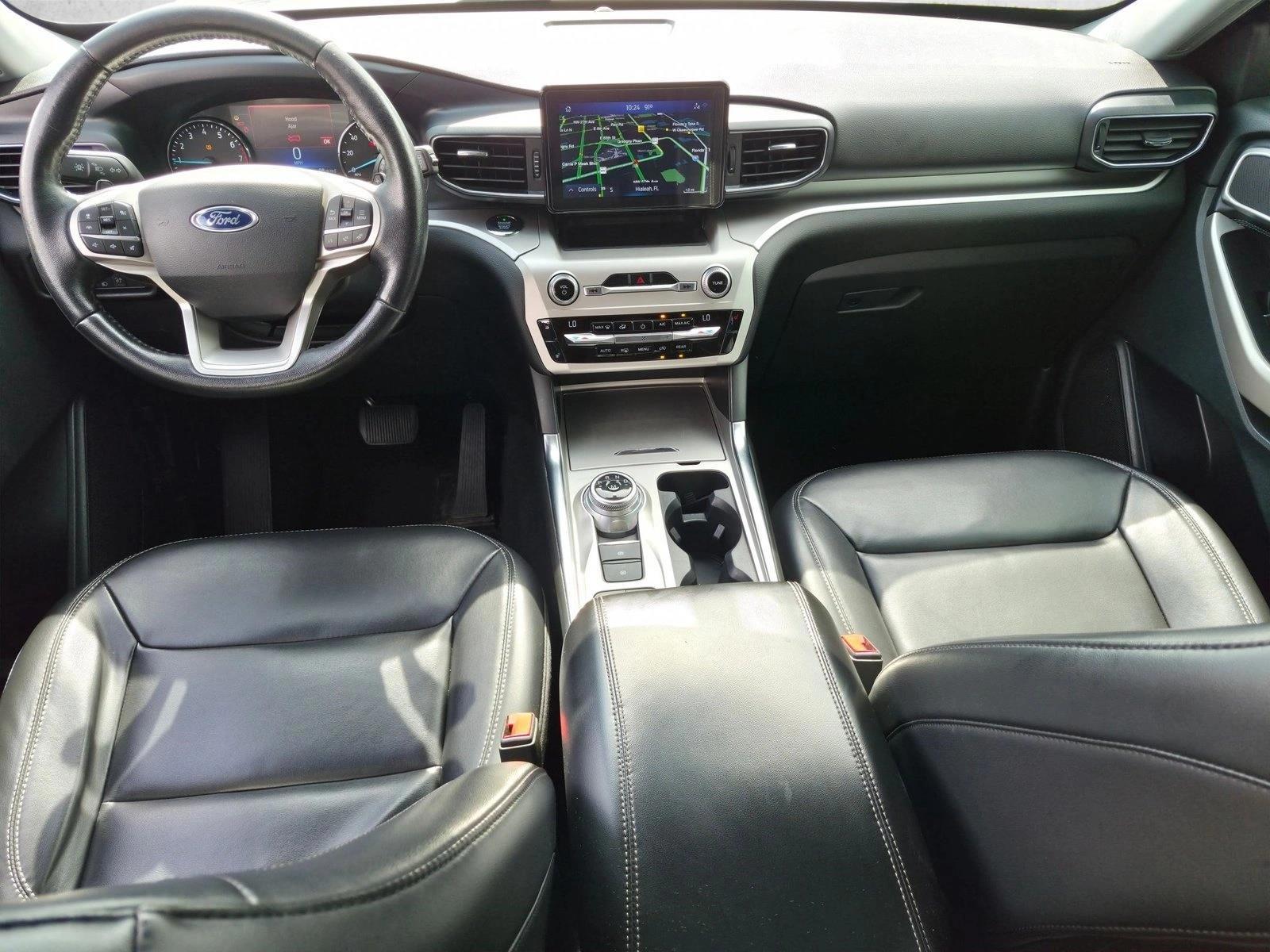 Thumbnail: 2021 Ford Explorer - 3