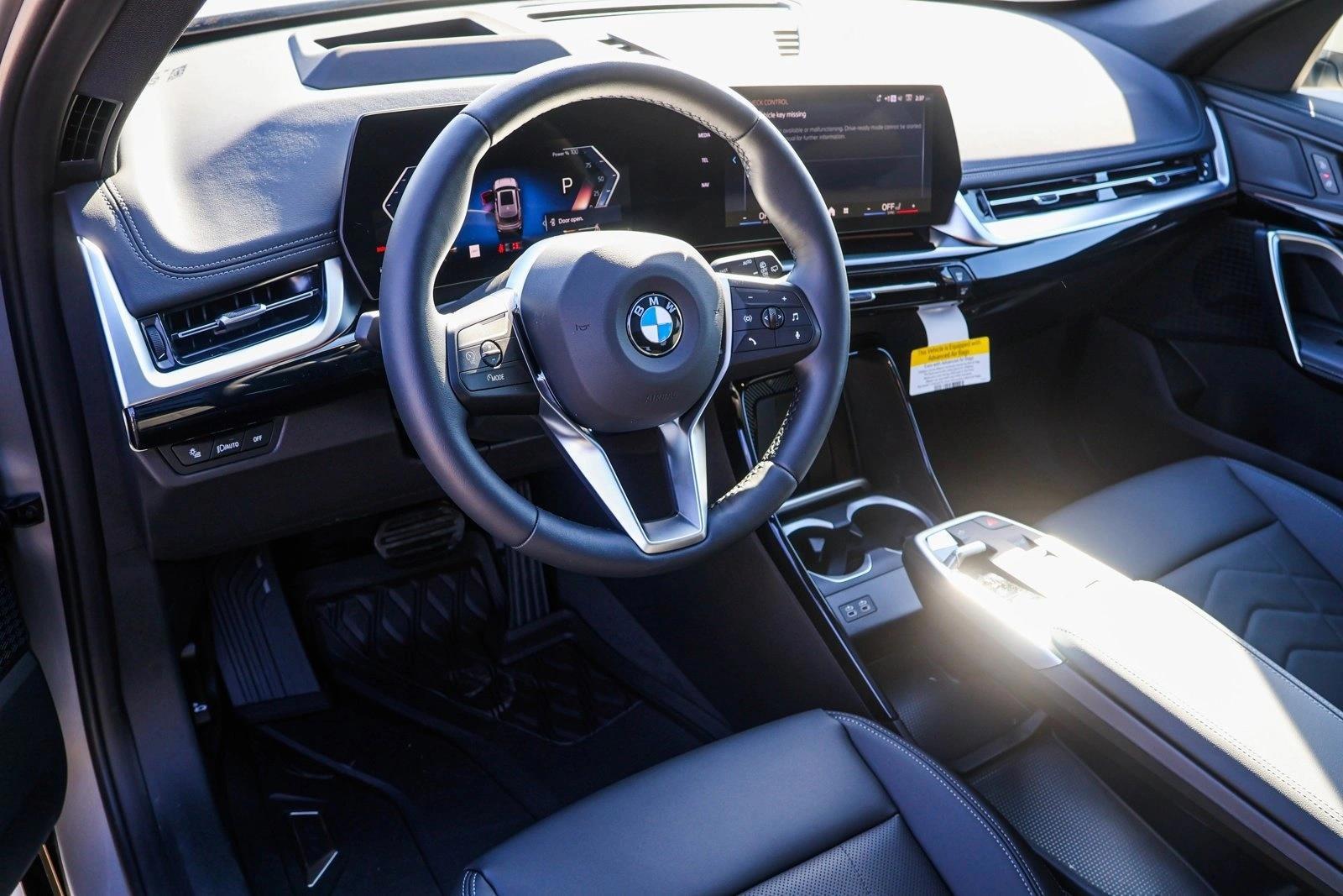 Thumbnail: 2026 BMW X1 - 3