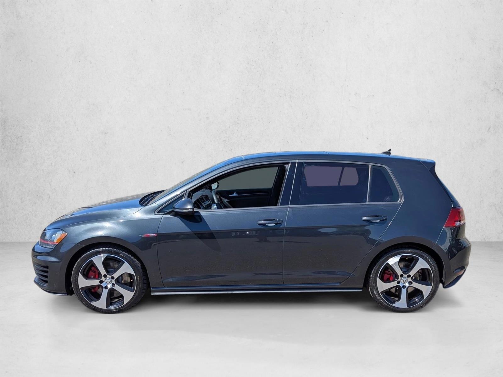 Thumbnail: 2016 Volkswagen Golf - 2