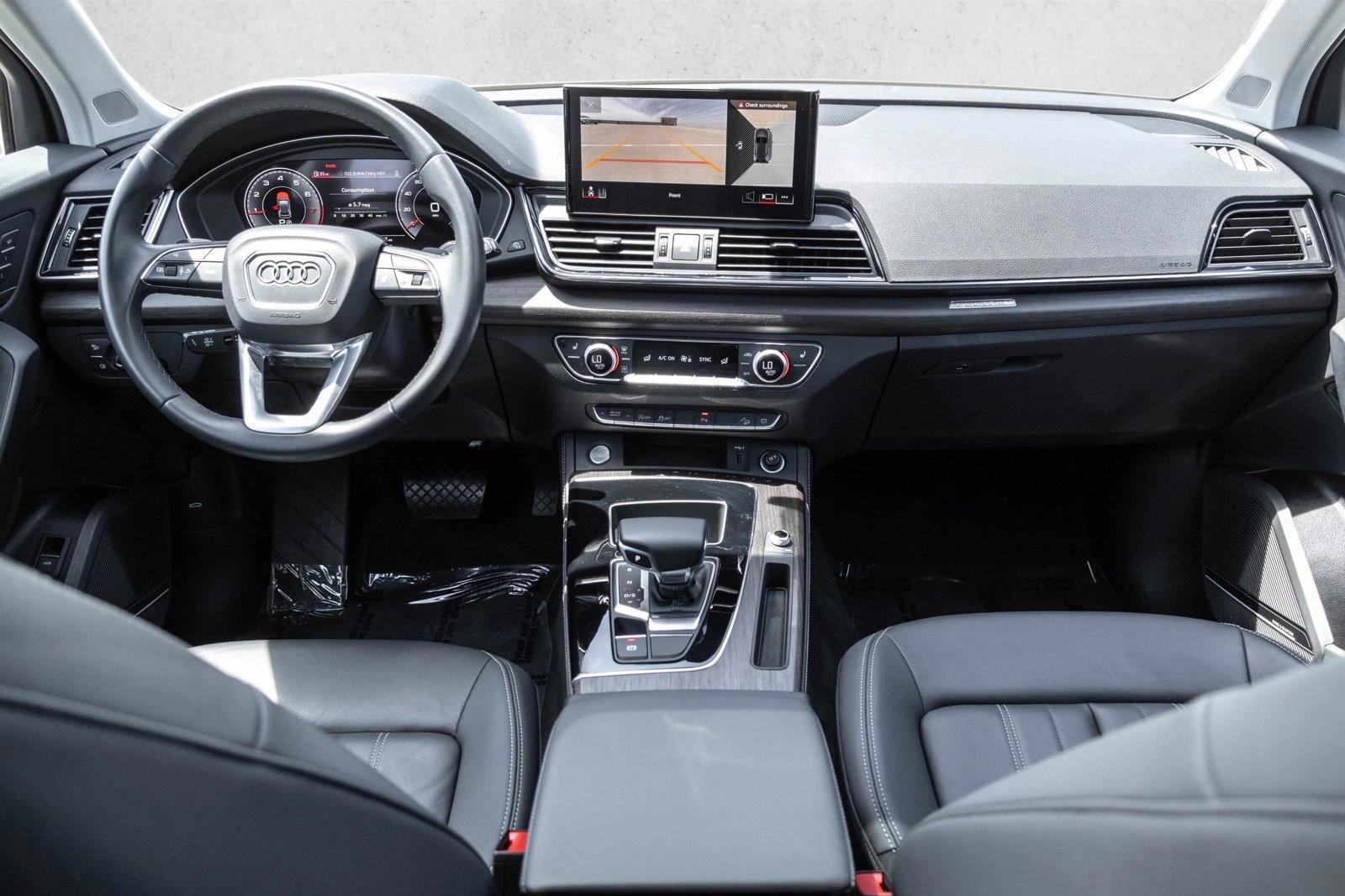 Thumbnail: 2023 Audi Q5 - 4