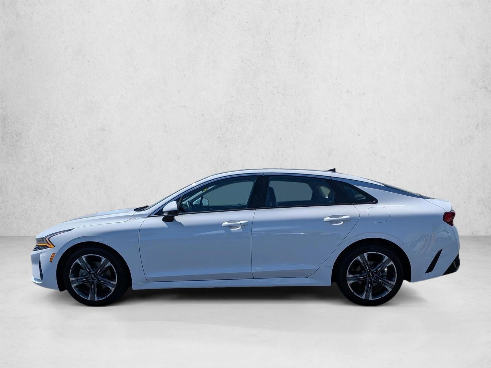Thumbnail: 2022 Kia K5 - 2