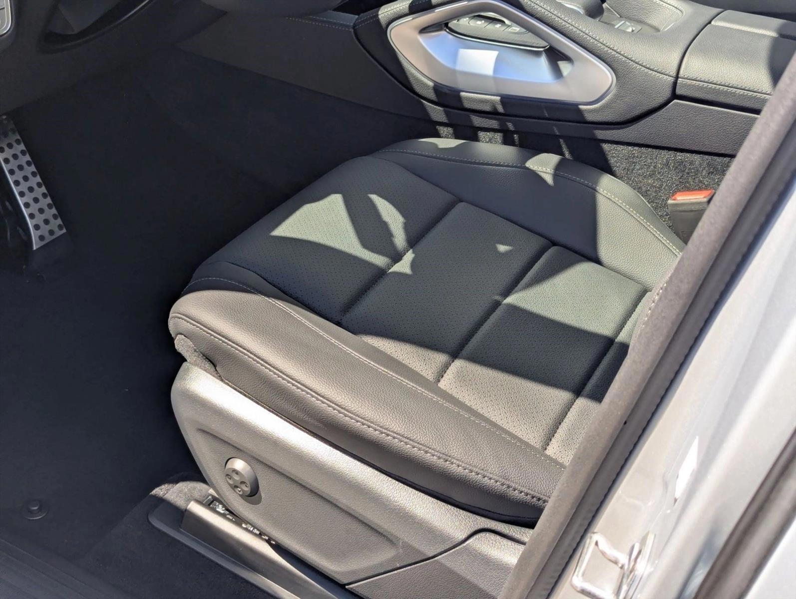 Thumbnail: 2026 Mercedes-Benz GLS - 4