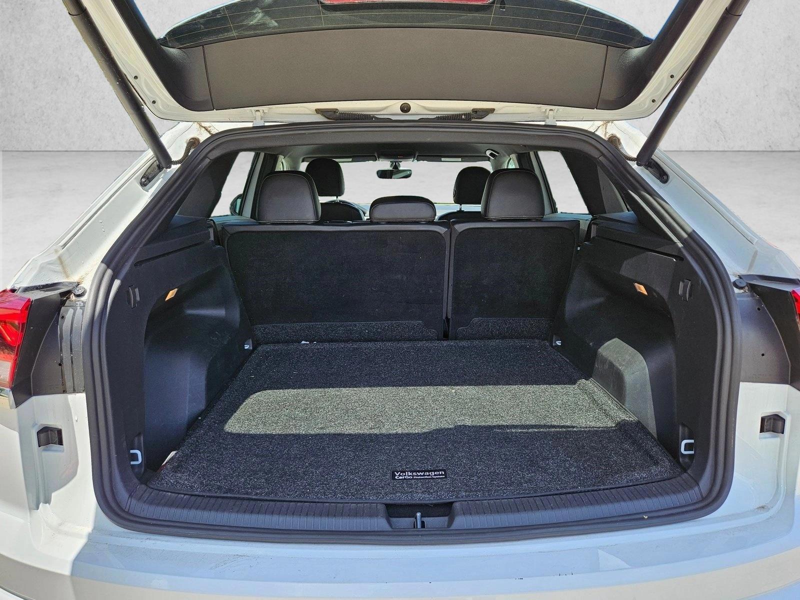 2022 Volkswagen Atlas Cross Sport SE w/Tech - Photo 19