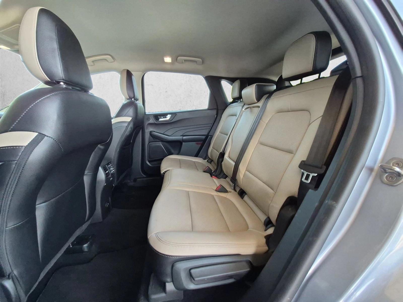2022 Ford Escape SEL - Photo 18