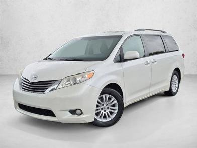 2015 Toyota Sienna XLE -
                  Knoxville, TN