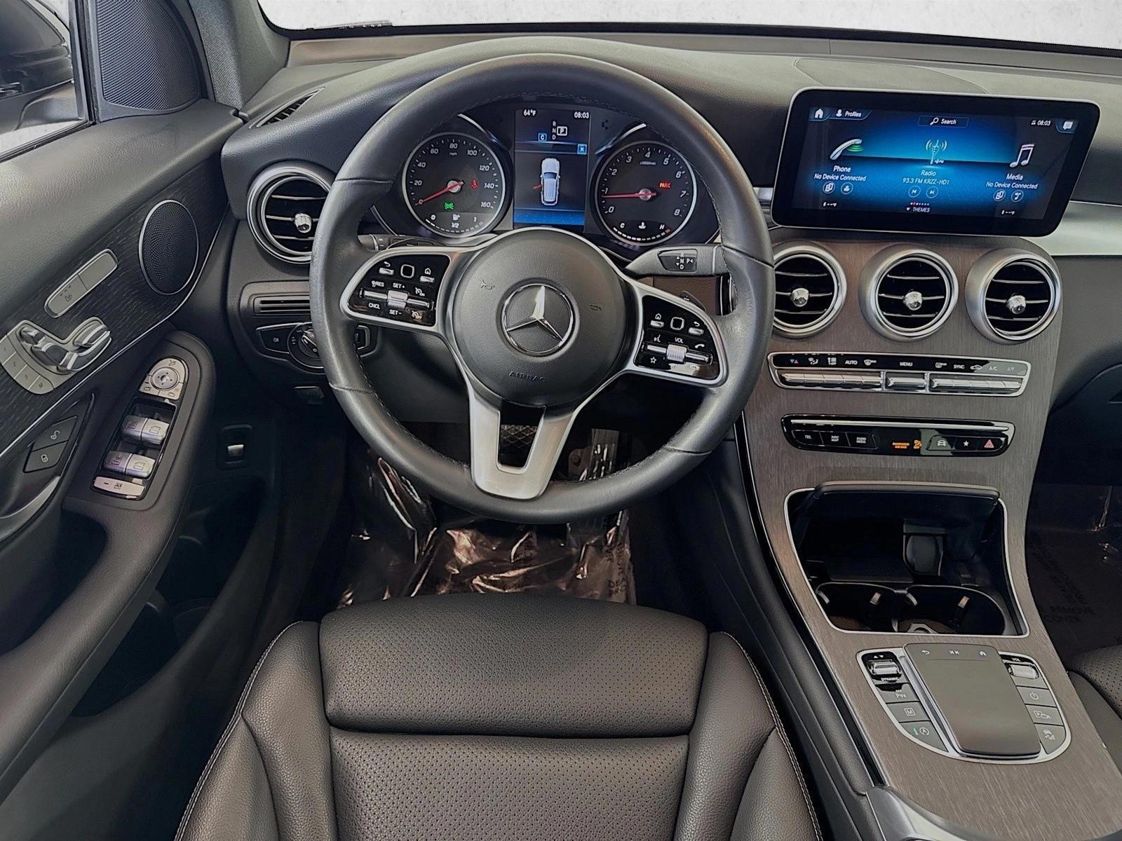 Thumbnail: 2022 Mercedes-Benz GLC - 3