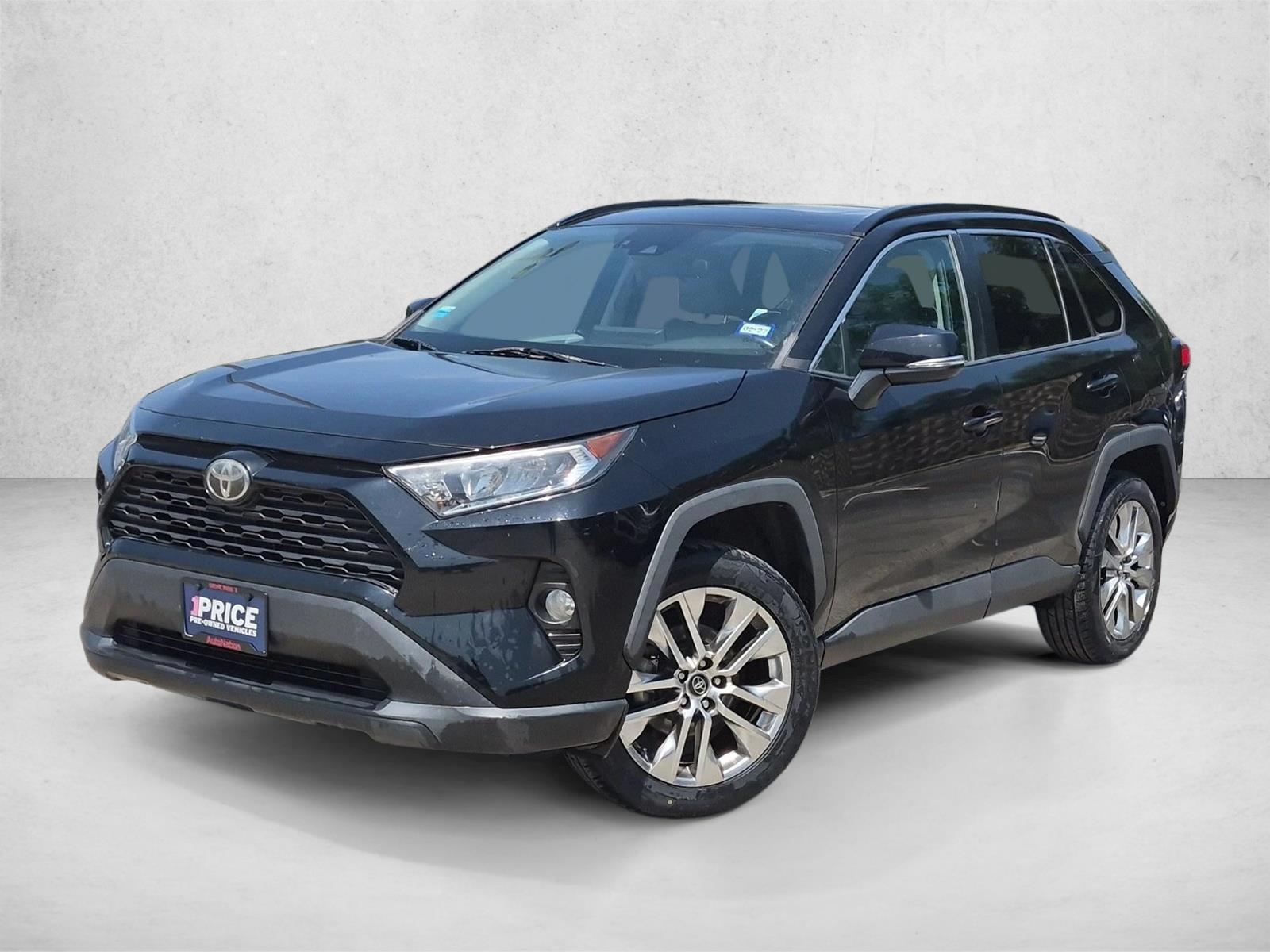 Thumbnail: 2021 Toyota RAV4 - 1