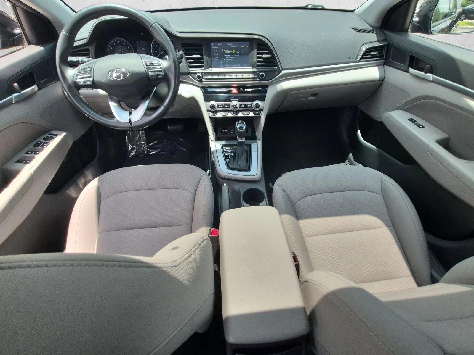 Thumbnail: 2020 Hyundai Elantra - 3