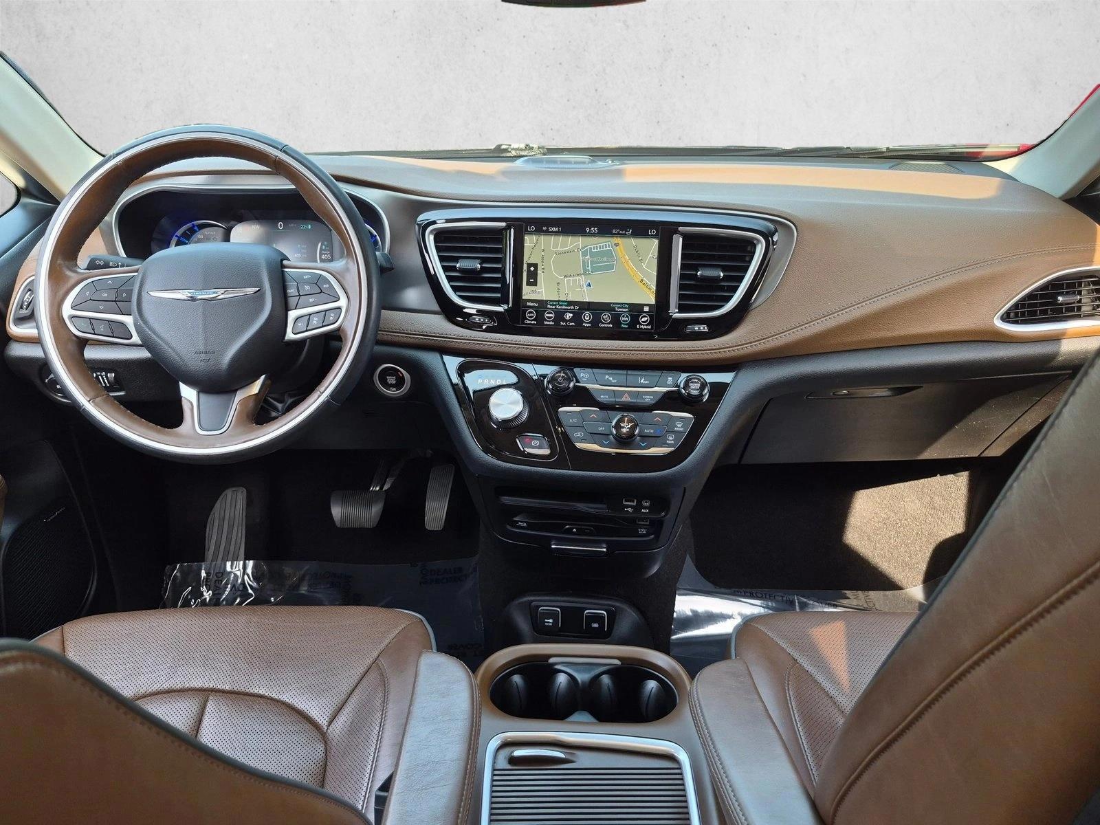 Thumbnail: 2019 Chrysler Pacifica - 3