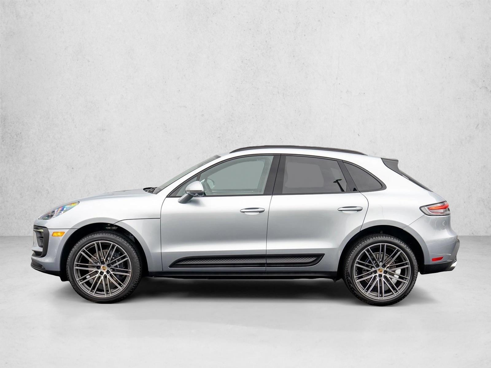 Thumbnail: 2026 Porsche Macan - 2