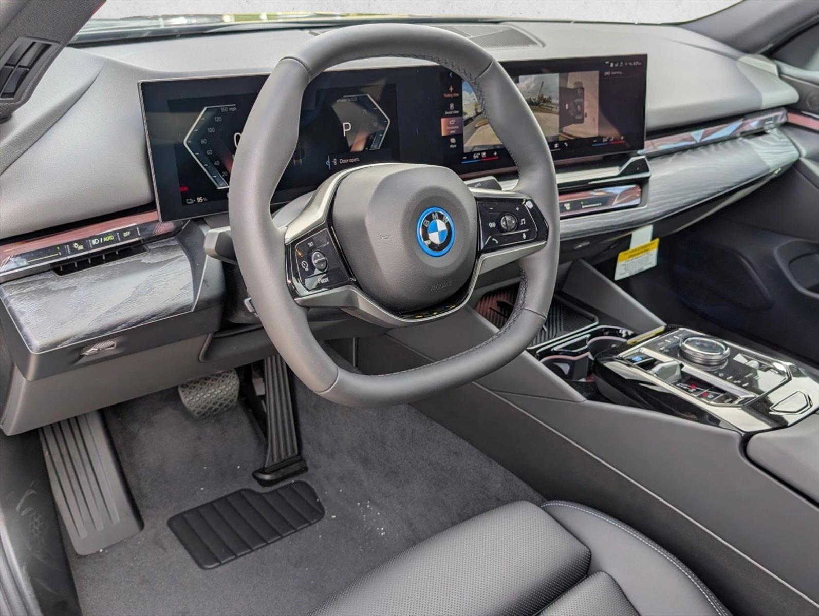Thumbnail: 2027 BMW i5 - 3