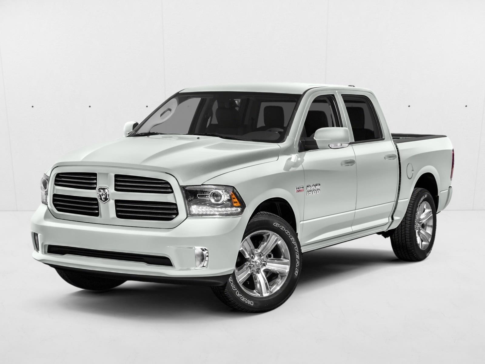 2016 RAM 1500 Express Crew Cab 5'7's photo