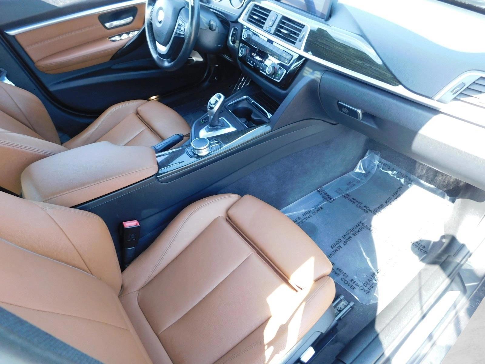 2017 BMW 3 Series 330i - Photo 30