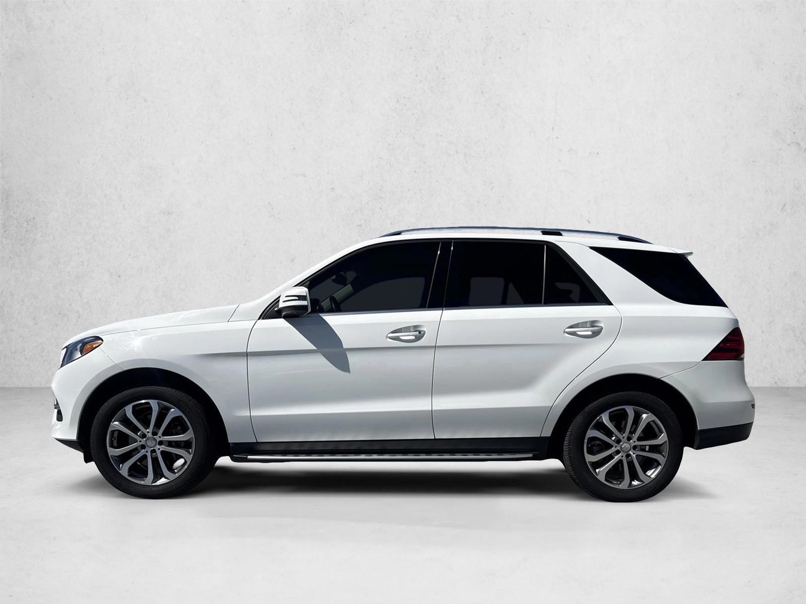 Thumbnail: 2016 Mercedes-Benz GLE - 2
