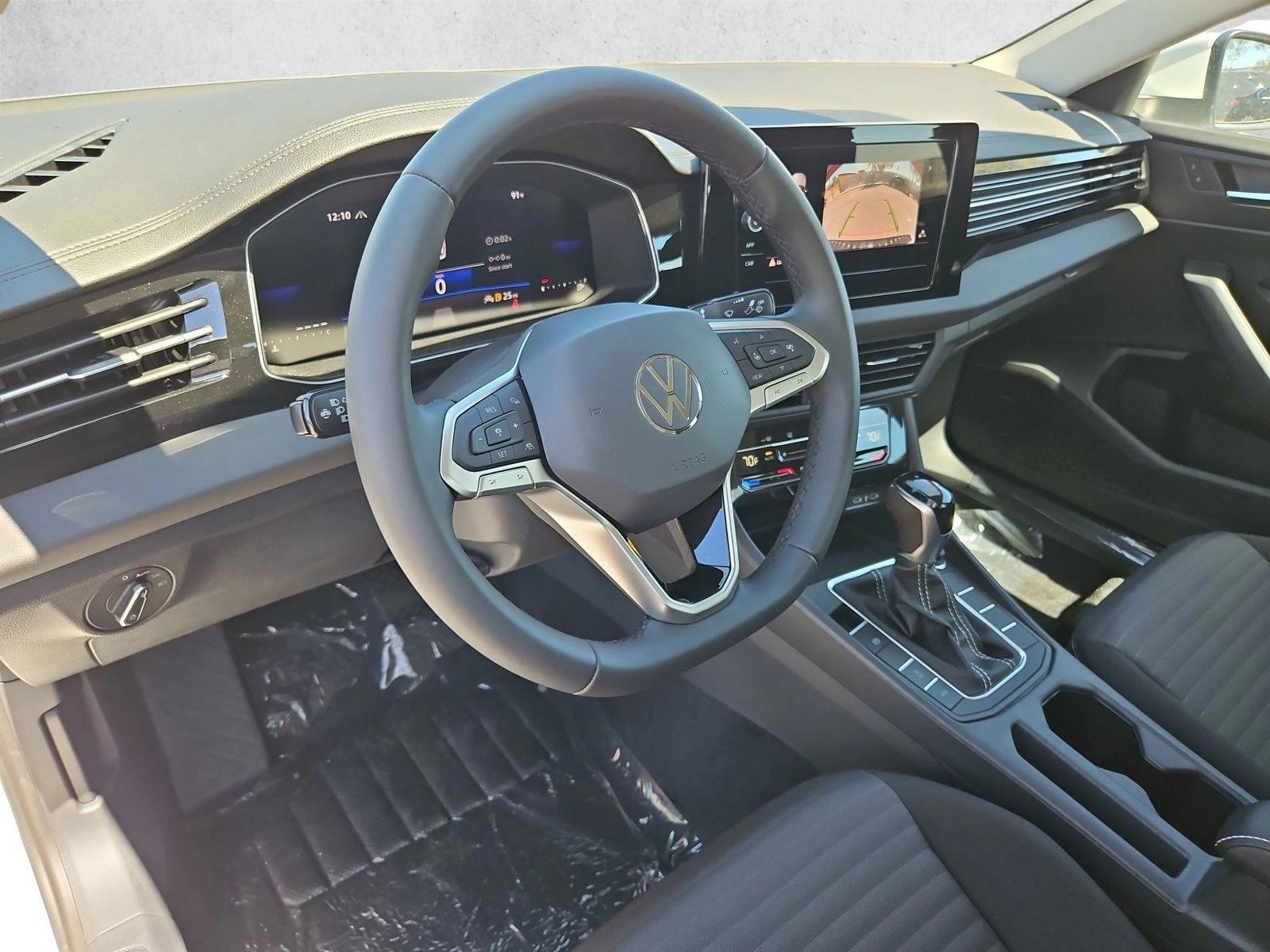 Thumbnail: 2026 Volkswagen Jetta - 3
