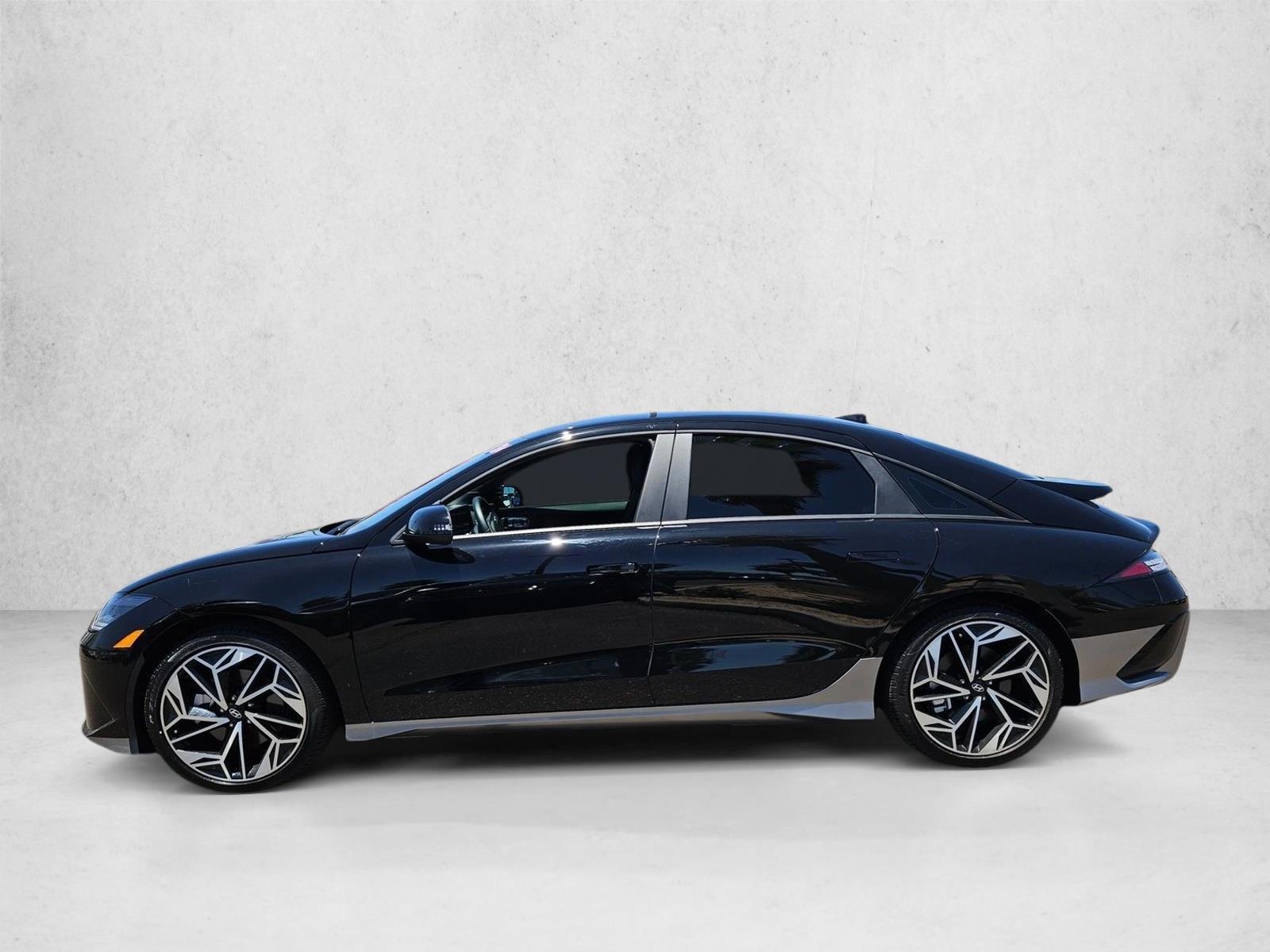 Thumbnail: 2024 Hyundai Ioniq 6 - 3