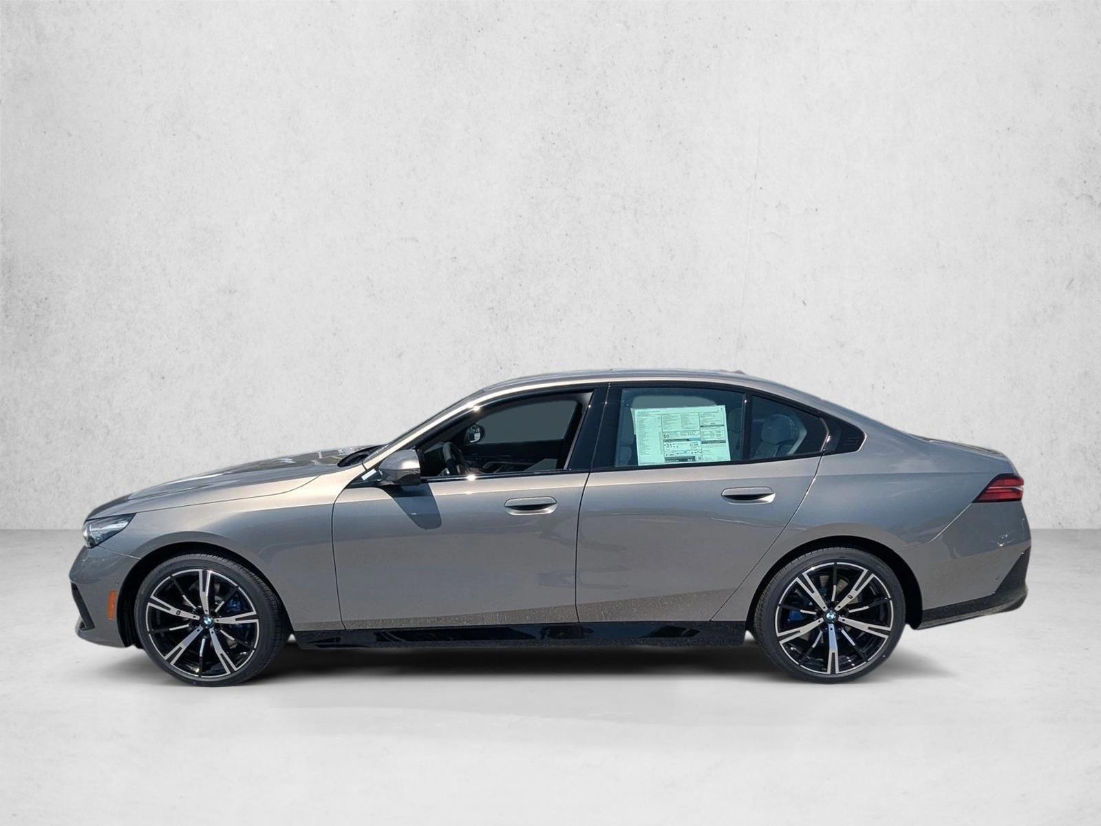 Thumbnail: 2027 BMW 5 Series - 2