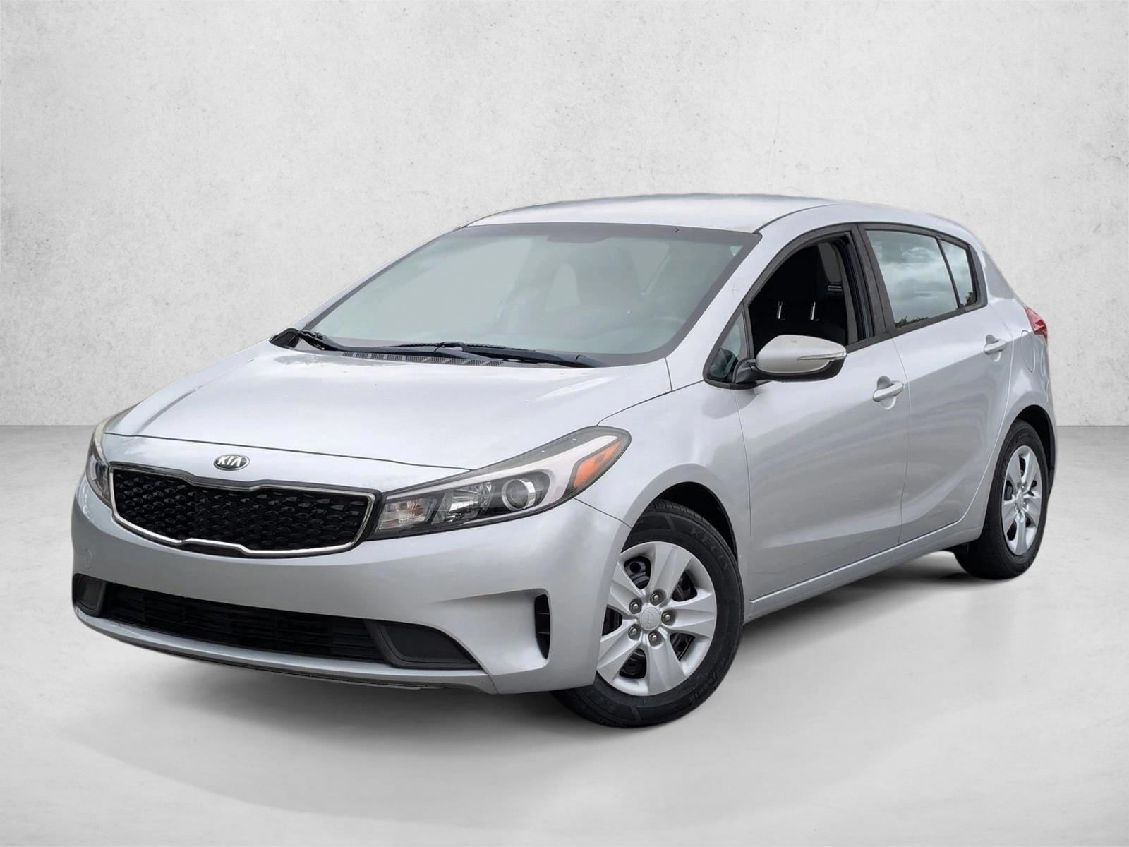 Thumbnail: 2017 Kia Forte - 1