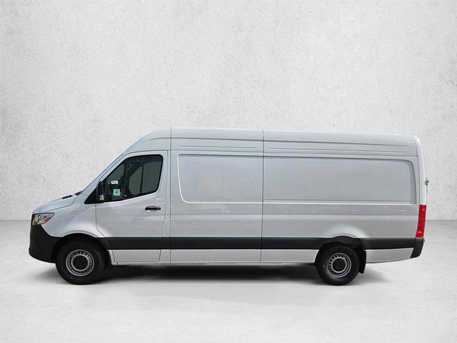Thumbnail: 2026 Mercedes-Benz Sprinter - 2
