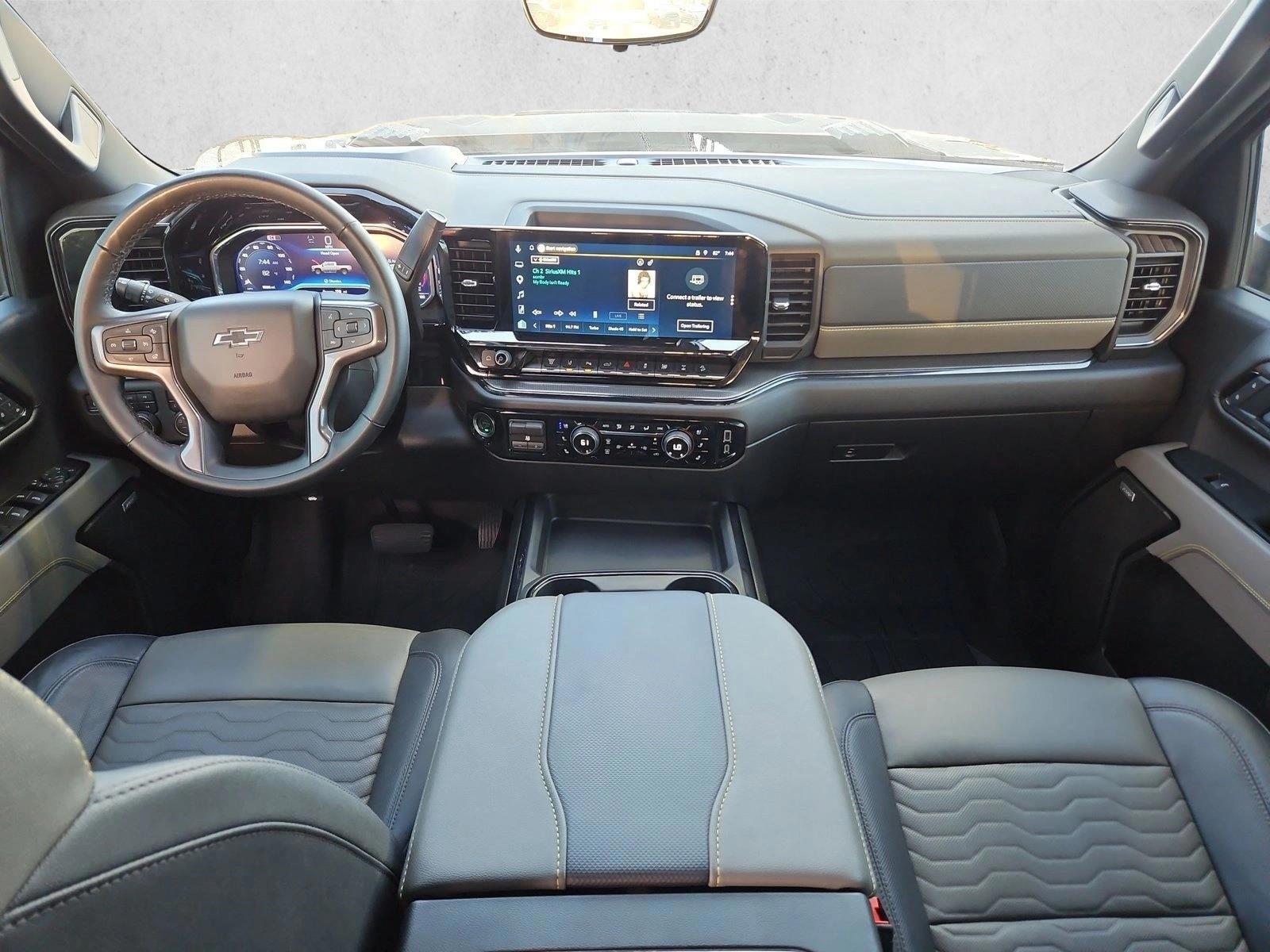 Thumbnail: 2025 Chevrolet Silverado 2500 - 3