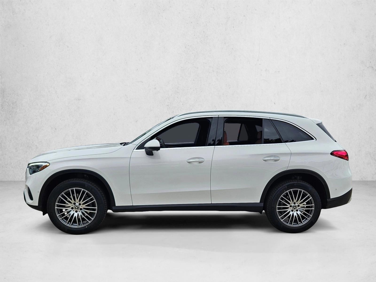 Thumbnail: 2026 Mercedes-Benz GLC - 2