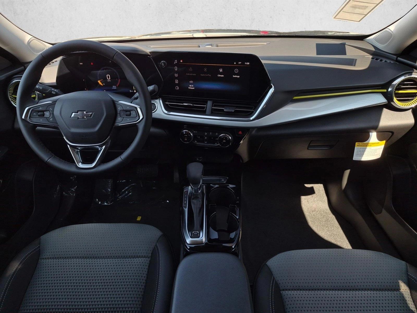 Thumbnail: 2026 Chevrolet Trax - 4