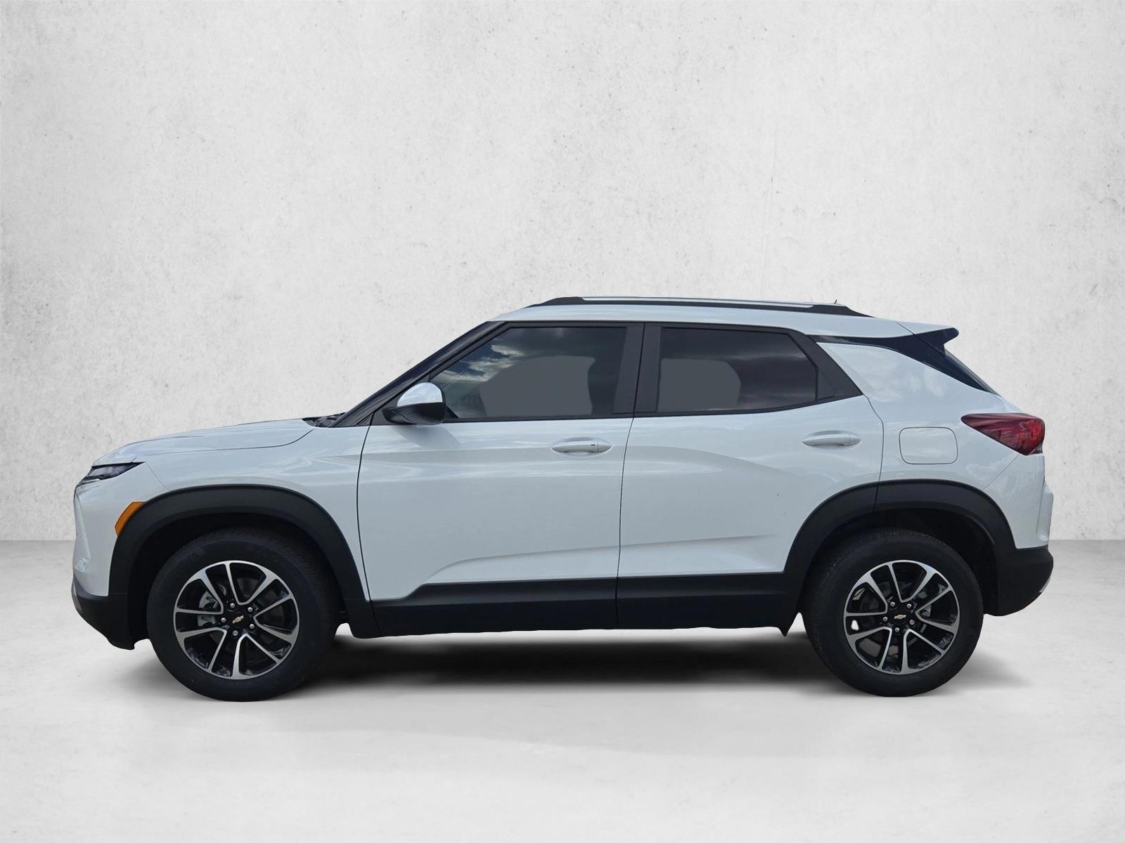 Thumbnail: 2026 Chevrolet TrailBlazer - 2