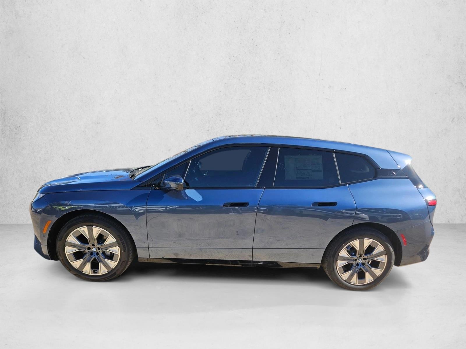 Thumbnail: 2026 BMW iX - 2