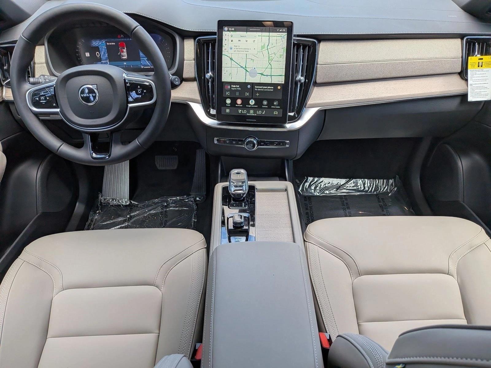 Thumbnail: 2026 Volvo XC90 - 4