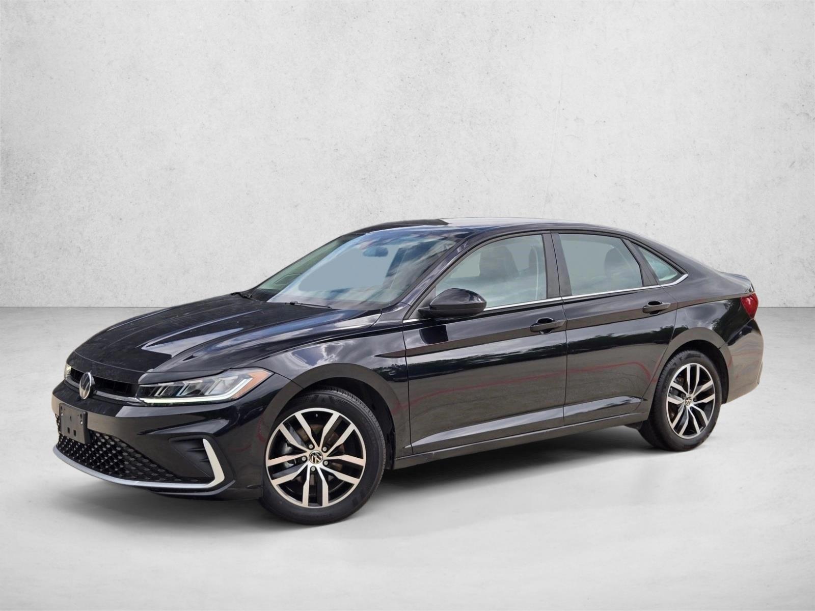 Thumbnail: 2025 Volkswagen Jetta - 1