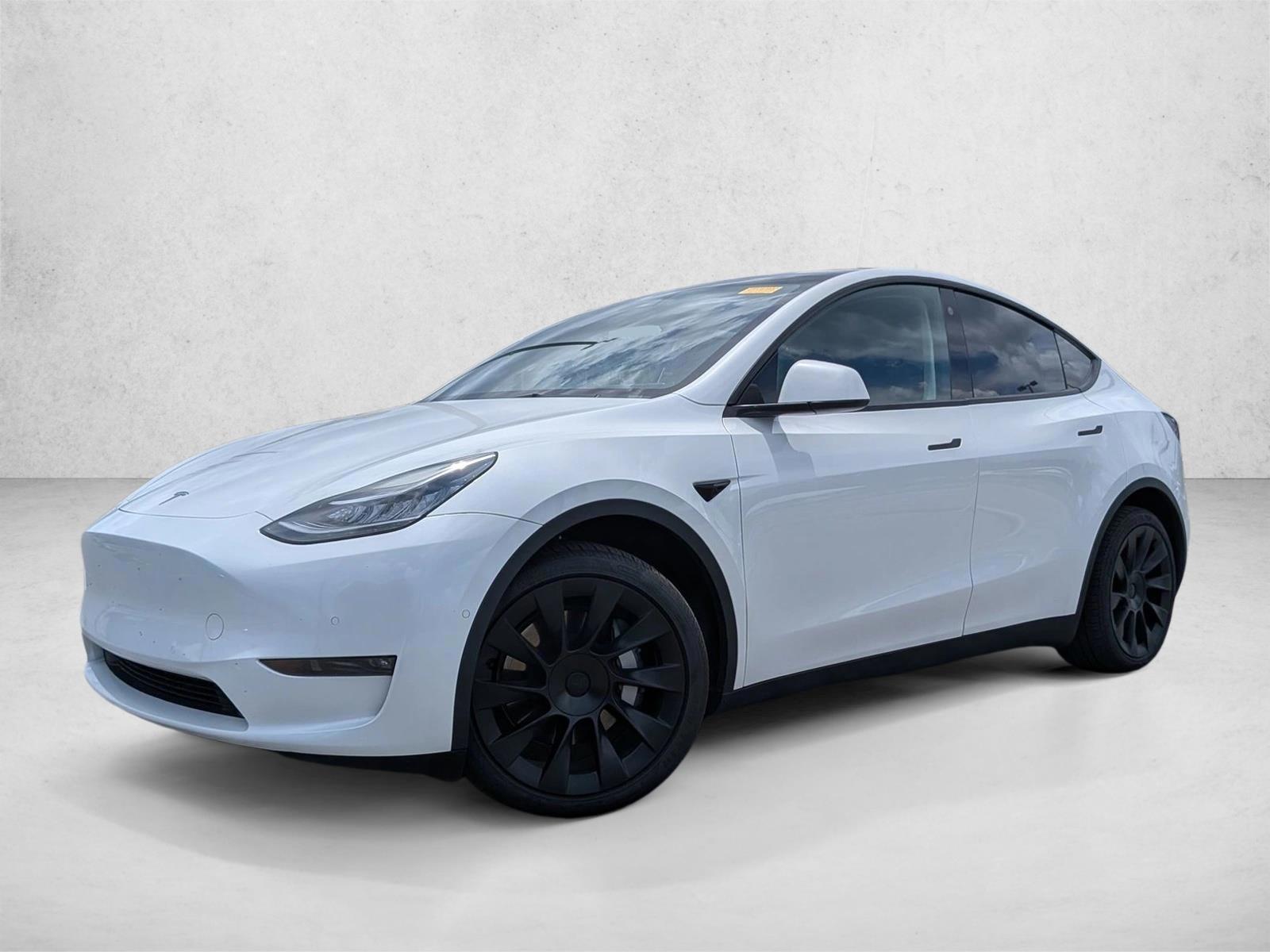 2022 Tesla Model Y Long Range Dual Motor All-Wheel Drive's photo