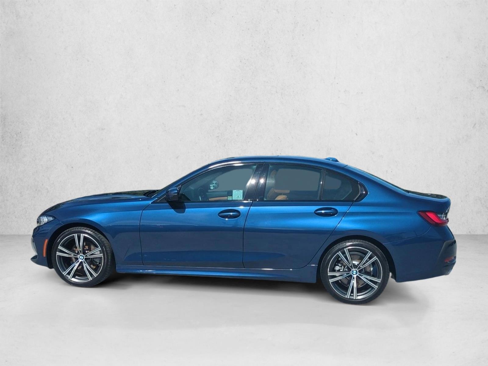 Thumbnail: 2023 BMW 3 Series - 2