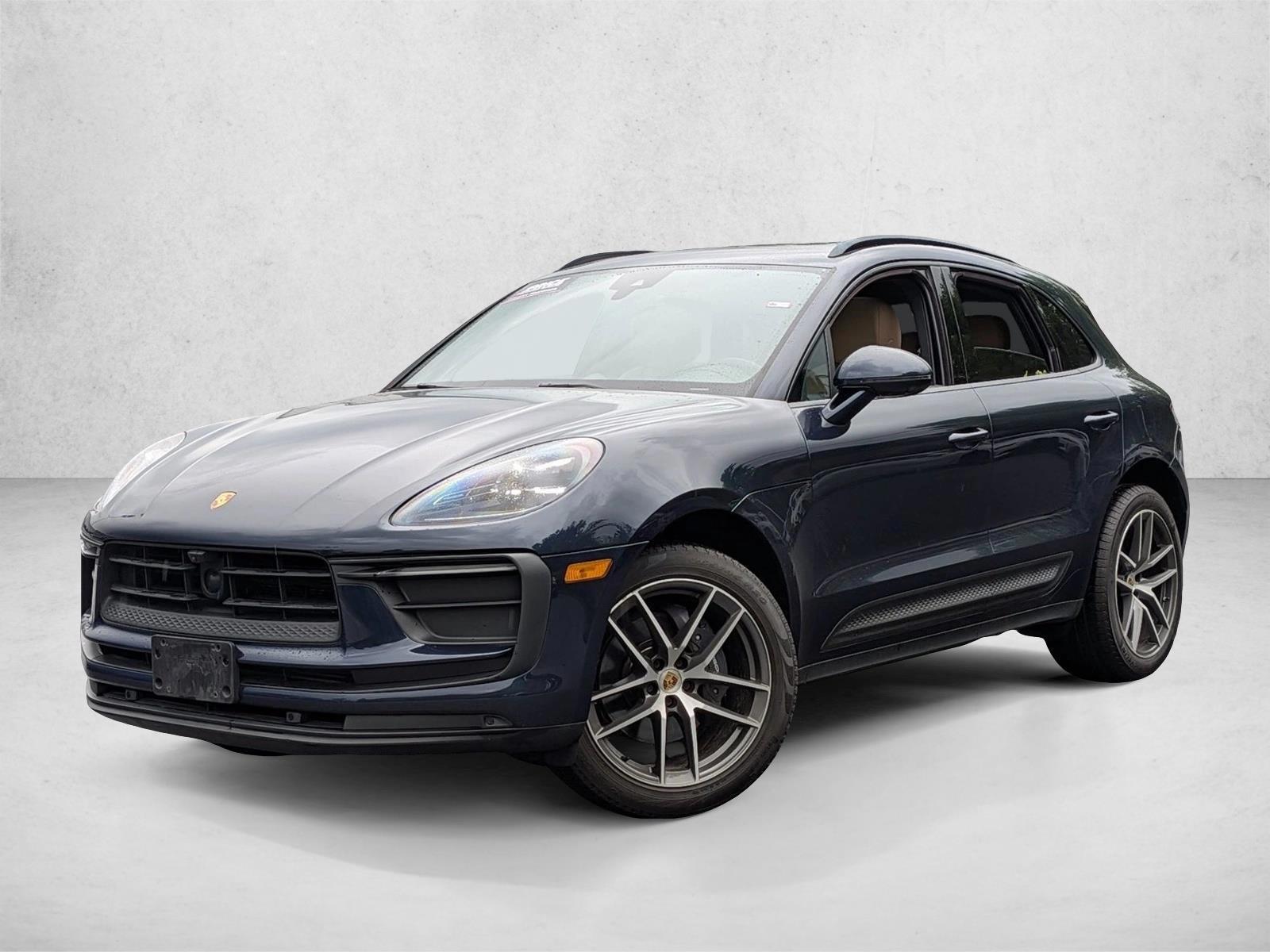 2023 Porsche Macan -'s photo