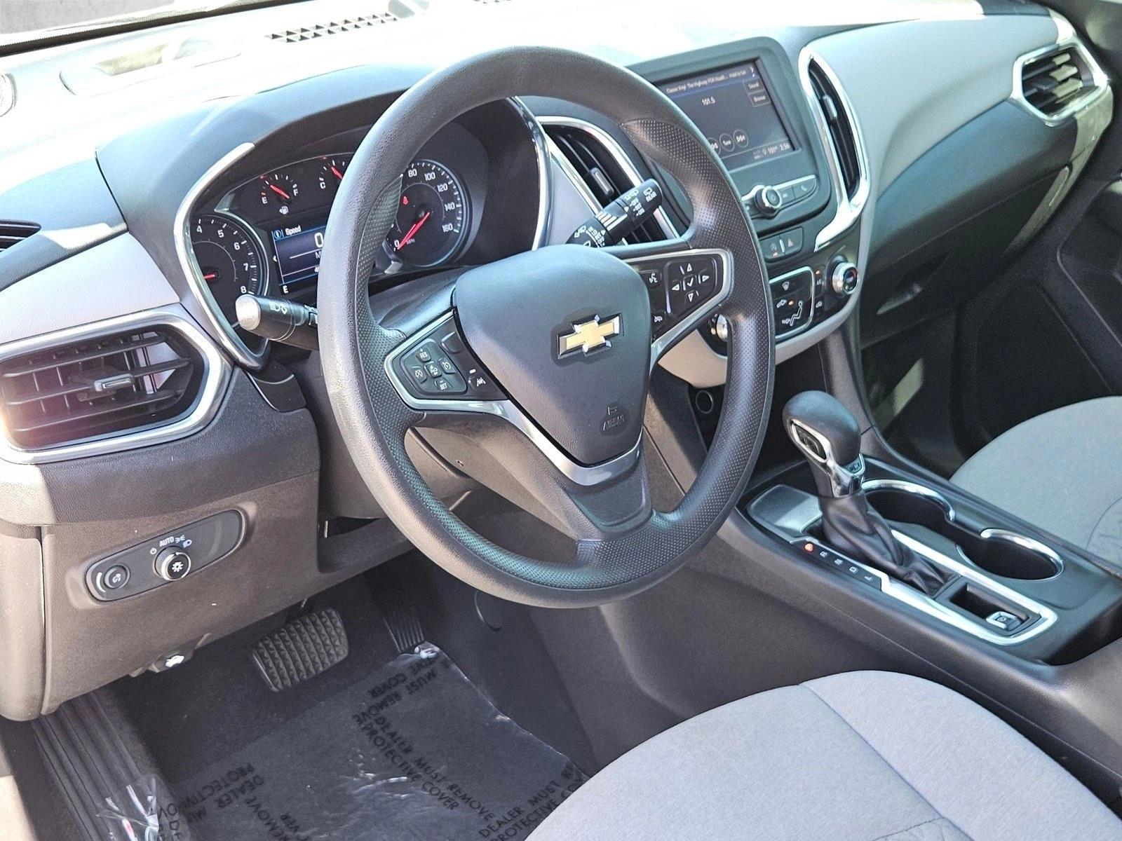 Thumbnail: 2023 Chevrolet Equinox - 3
